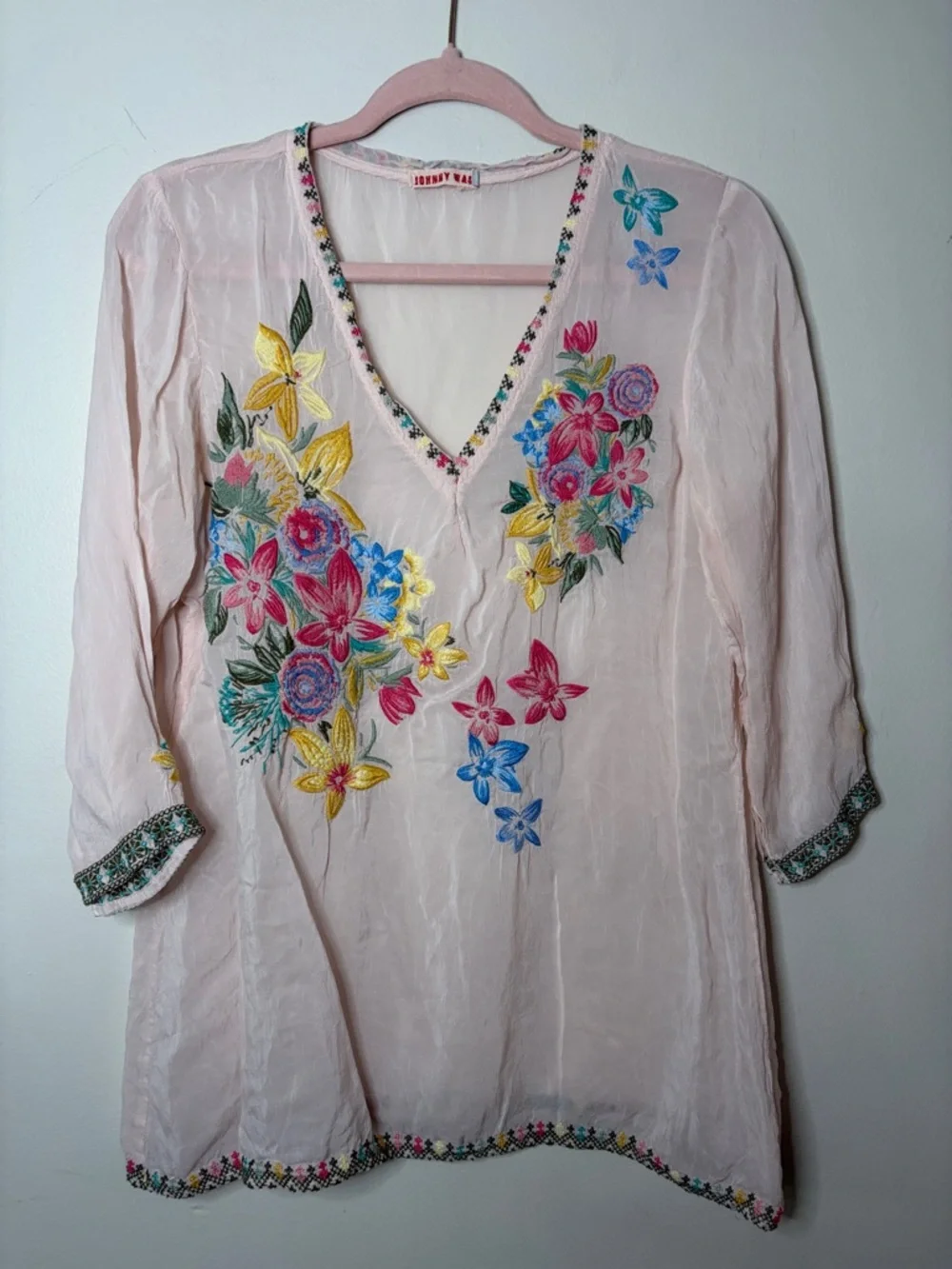 Johnny Was Pale Pink Floral Embroidered V-Neck Tunic - Picture 2 of 5